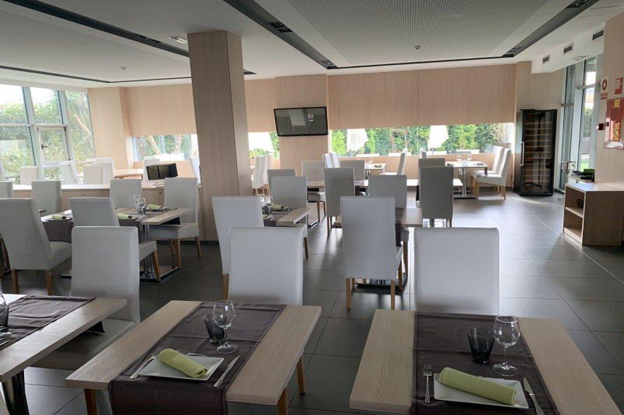 Hotel Sercotel Plana Parc Alquerias Del Nino Perdido ภายนอก รูปภาพ