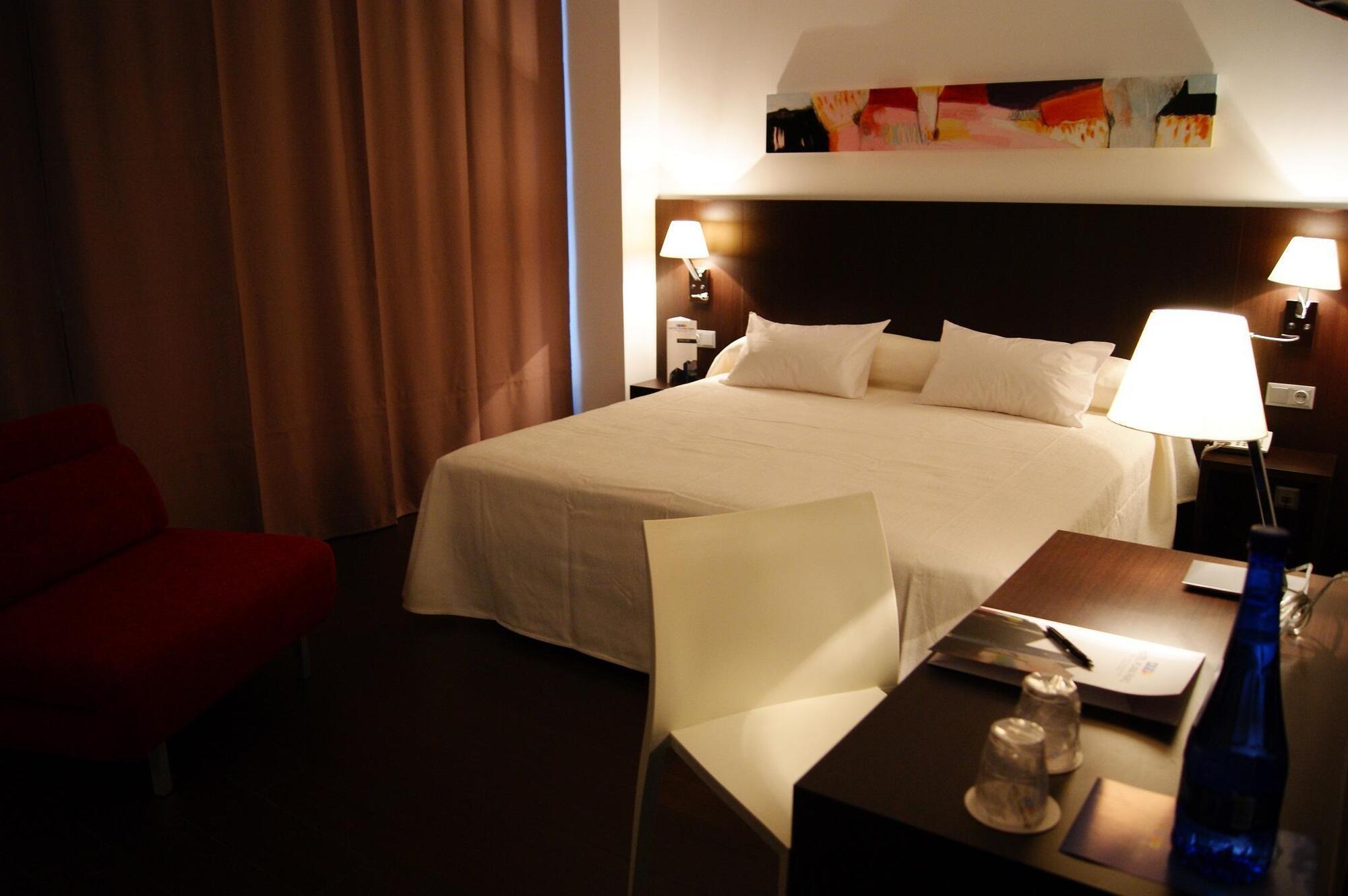 Hotel Sercotel Plana Parc Alquerias Del Nino Perdido ภายนอก รูปภาพ